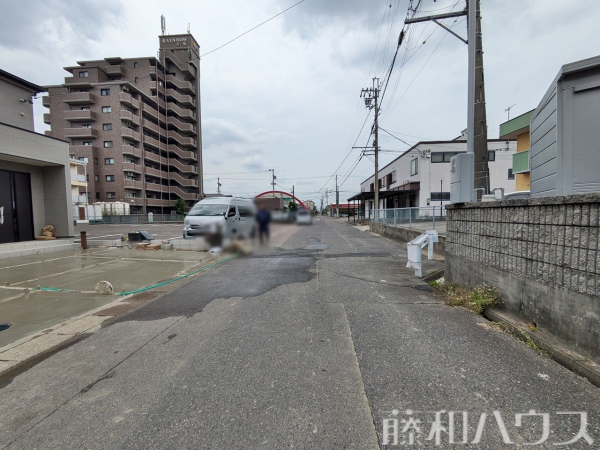 接道状況および現場風景　【北名古屋市片場天王森】