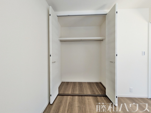 1号棟　収納　【北名古屋市片場天王森】