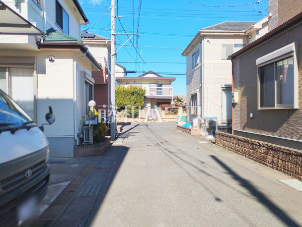 接道状況および現場風景　【志木市下宗岡４丁目】