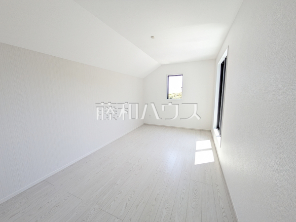 1号棟　居室　【福岡市城南区東油山３丁目】