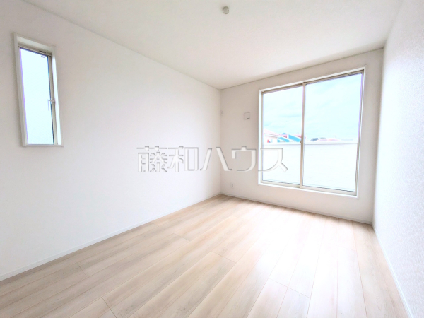 1号棟　居室　【練馬区大泉町２丁目】
