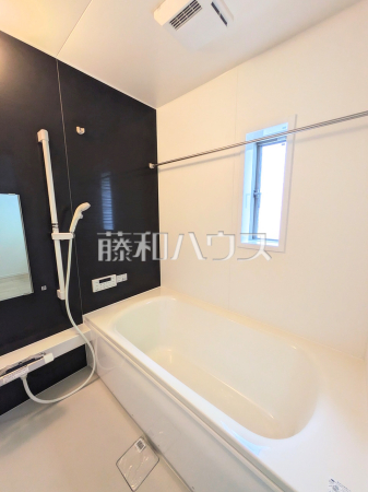 4号棟　浴室　【練馬区大泉町２丁目】