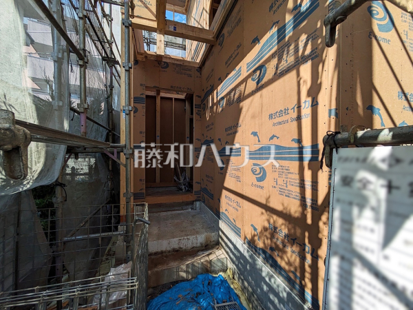 1号棟　玄関　【立川市富士見町２丁目】