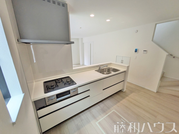 1号棟　キッチン　【北名古屋市二子屋敷】