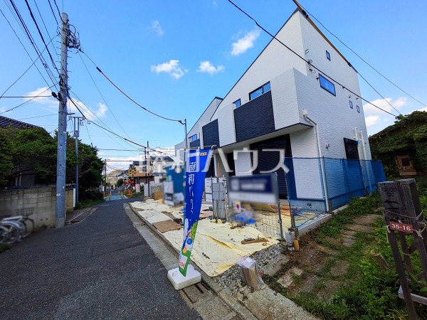 接道状況および現場風景　【杉並区浜田山１丁目】
お住まい探しは、家の良し悪しだけでなく周辺環境も重要なポイントです。ぜひ一度お客様の目でご覧ください。　