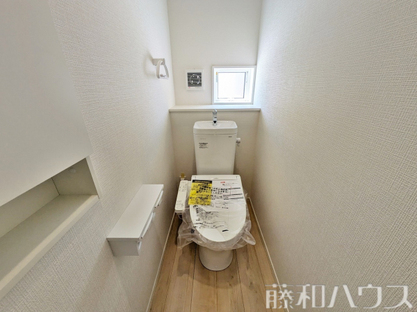 トイレ　【小牧市小針２丁目】