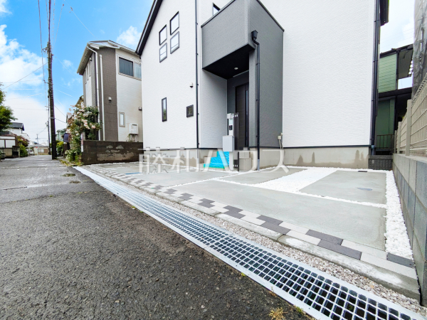 接道状況および現場風景　【日野市日野台２丁目】