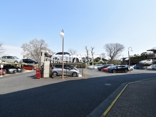 駐車場　【ハイホーム高幡不動】