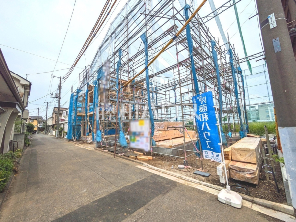 平日のご案内も可能です。まずはお気軽にお問合せ下さいませ。【小平市鈴木町２丁目】接道状況および現場風景　　