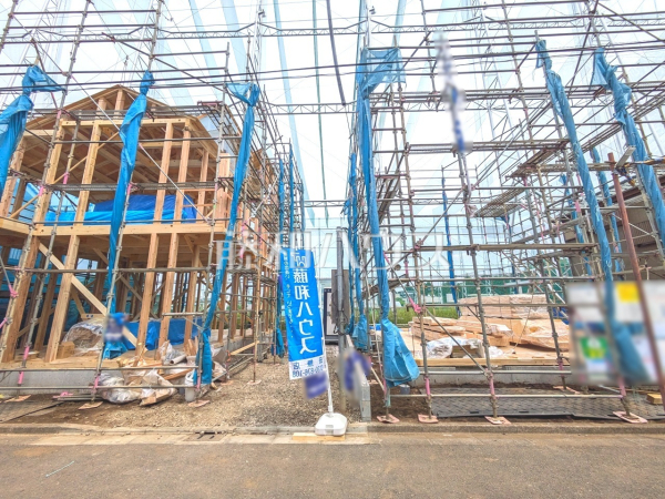 完成前ですがご見学できます。通常ではなかなか見ることのできない建物構造も、建築中だからこそご覧になれます。【小平市鈴木町２丁目】現場風景　