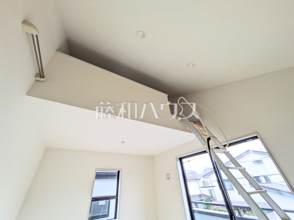 1号棟　ロフト　【小平市仲町】 さまざまな用途に利用できるロフトつき ！　