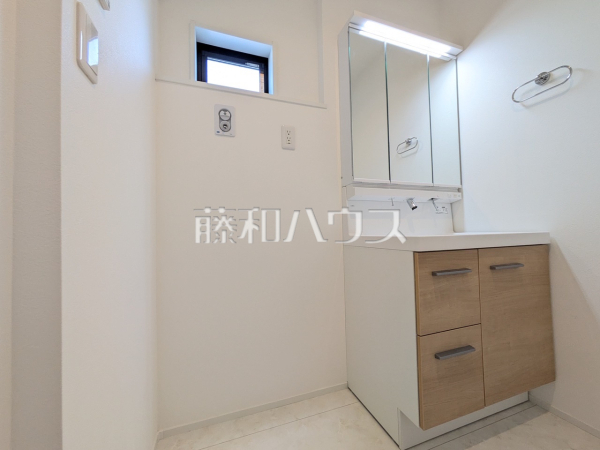 洗面室　【八王子市絹ケ丘２丁目】
