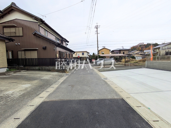 接道状況および現場風景　【小牧市大字本庄】