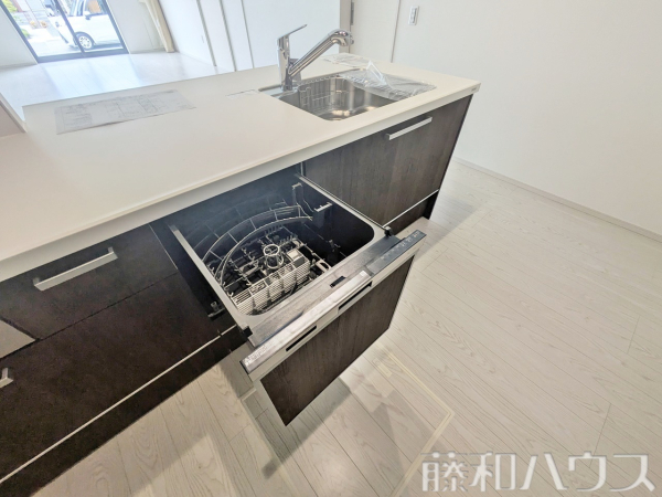 1号棟　キッチン　【小牧市新町１丁目】