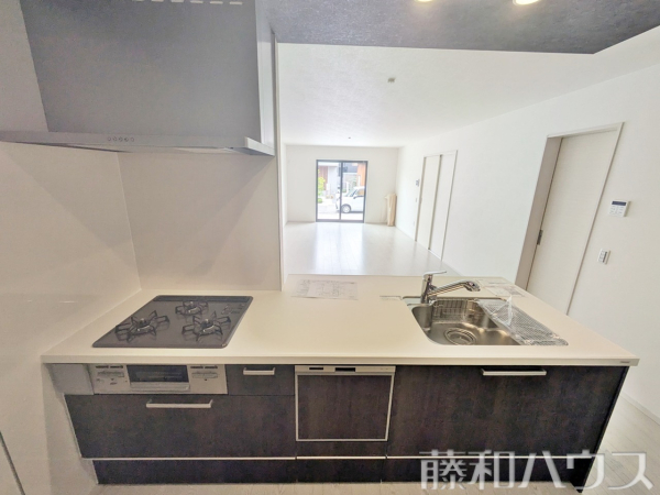 1号棟　キッチン　【小牧市新町１丁目】
