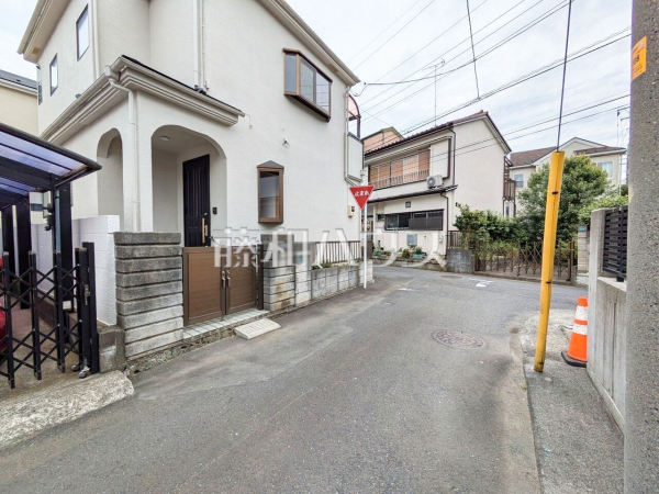 接道状況および現場風景　【新座市石神３丁目】