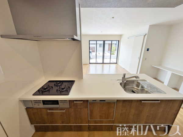 2号棟　キッチン　【小牧市新町１丁目】