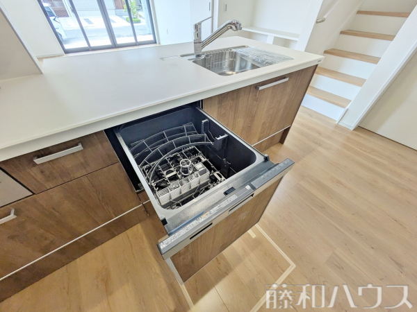 2号棟　キッチン　【小牧市新町１丁目】