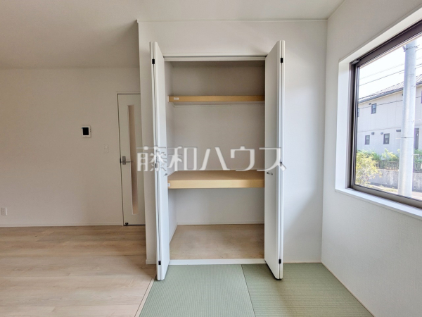 2号棟　収納　【小牧市大字本庄】