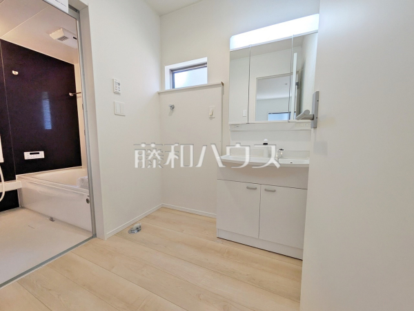 2号棟　洗面室　【小牧市大字本庄】