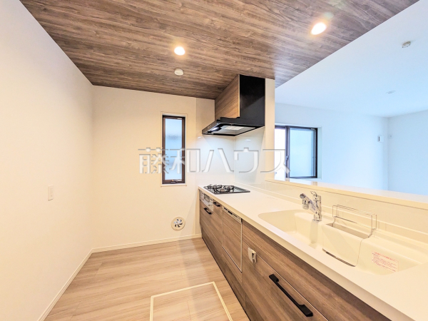 キッチン　【小金井市貫井南町１丁目】