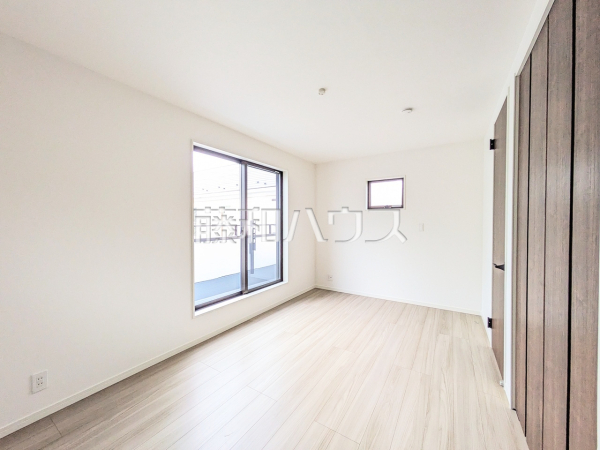 居室　【小金井市貫井南町１丁目】