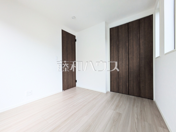 居室　【小金井市貫井南町１丁目】