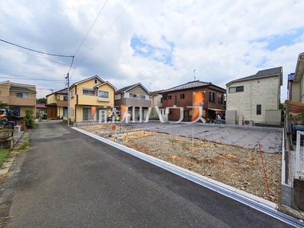 接道状況および現場風景　【昭島市拝島町４丁目】 平日のご案内も可能です。まずはお気軽にお問合せ下さいませ。 