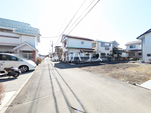 接道状況および現場風景　【国分寺市北町５丁目】ハウスメーカーからプランまで自由にマイホームがつくれる宅地分譲　
