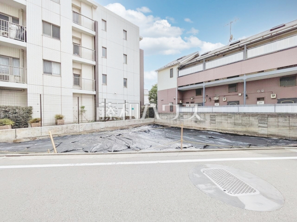 この広々した土地を是非お客様の目で確認してください♪お客様のご予算に合わせたプランをご提案致します、お気軽にご相談下さい。　【世田谷区船橋１丁目】