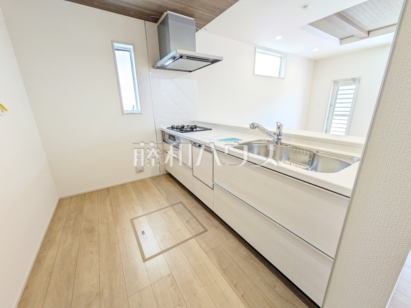2号棟　キッチン　【福岡市東区八田３丁目】