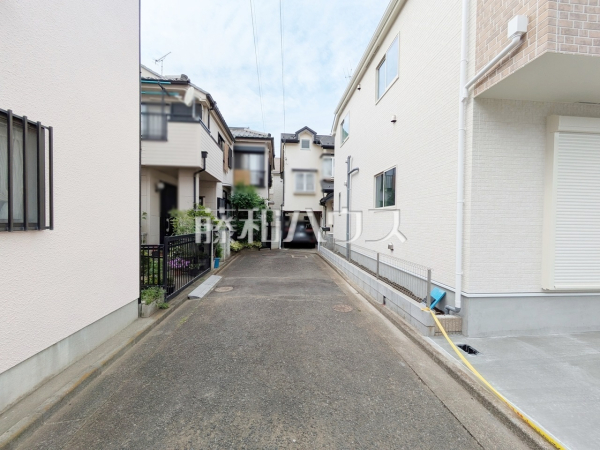 接道状況および現場風景　【新座市石神５丁目】
