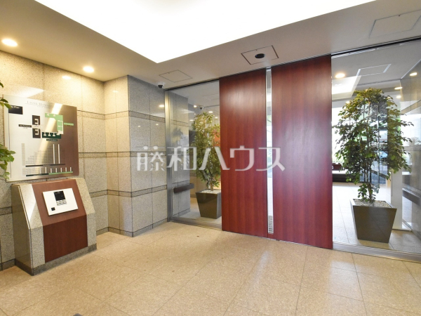 エントランス　【ライオンズ浜田山セントマークス】