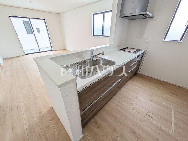 A号棟　キッチン　【福岡市早良区重留４丁目】