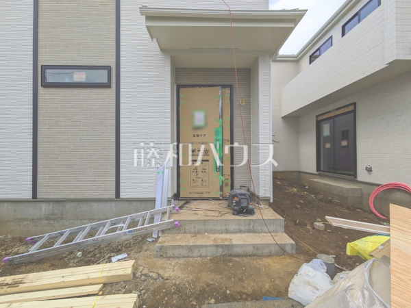 B号棟　玄関　【西東京市北町５丁目】