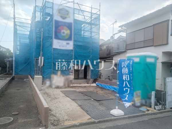 まだまだ建築中ですが、ぜひ現地をご覧になりませんか？基礎・上棟の状態は建築中にしかご覧になれません！　【富士見市上沢２丁目】