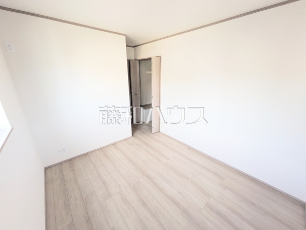 居室　【富士見市上沢２丁目】
部屋の雰囲気や広さ・眺望・間取りの使い勝手など、是非一度、ご自身の目で確かめてみてください。　