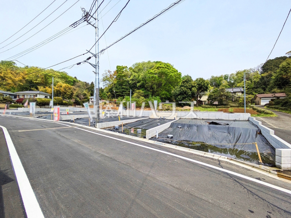 現場風景　【武蔵村山市中藤４丁目】造成が完了したばかりの全12区画！ 物件の事、諸費用の事など、小さな疑問も担当までお気軽にご連絡・ご相談下さい！　 