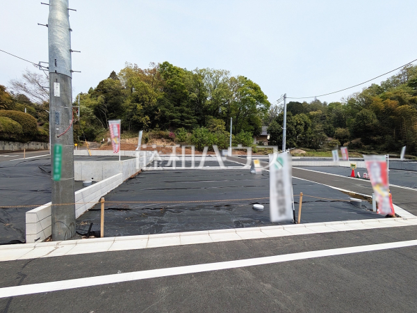 3号地　現地写真　【武蔵村山市中藤４丁目】  周囲に高い建物のないエリアのため、空が大きく感じます。 