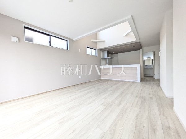 リビング　【八王子市横川町】