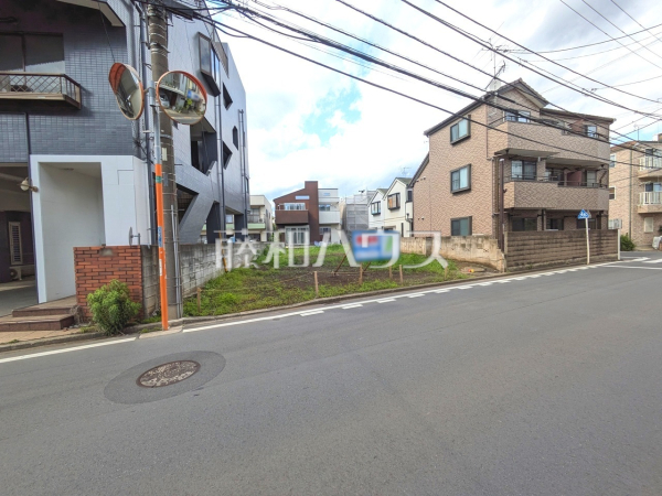 現地写真　【小平市小川町１丁目】
建築条件はございませんので、ライフスタイルに合わせた自由なマイホームづくりが可能です。