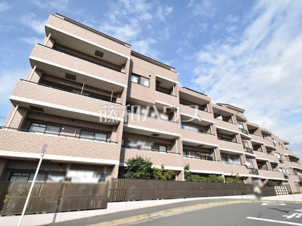 ≪外観≫平日のご案内も可能です。お気軽にお問合せ下さいませ。 【ダイアパレスリバーサイド府中是政】