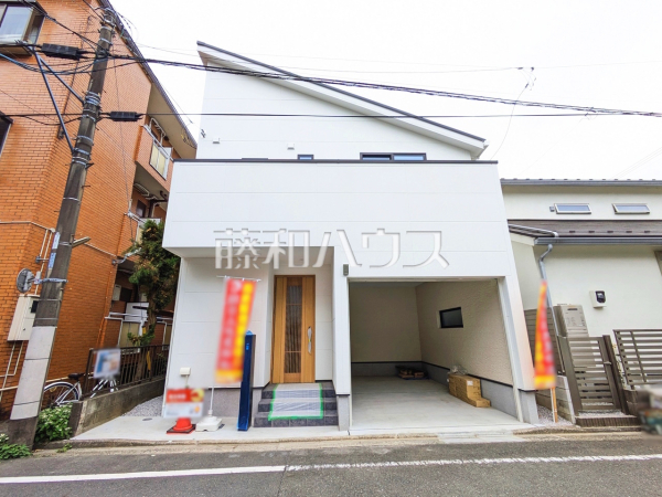 外観　【八王子市元本郷町４丁目】生活に溶け込むシンプルなデザインの外観が魅力の新邸です。 平日のご案内も可能です。まずはお気軽にお問合せ下さいませ。 　