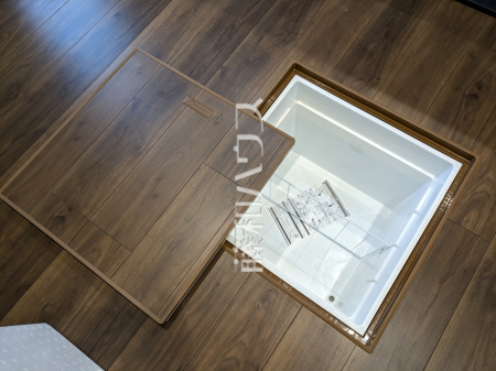 床下収納　【東大和市中央４丁目】