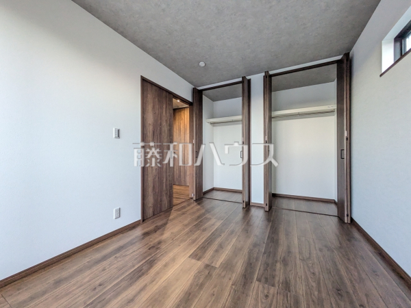 居室　【東大和市中央４丁目】