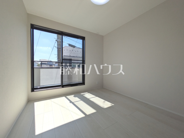 5号棟　居室　【三鷹市北野３丁目】