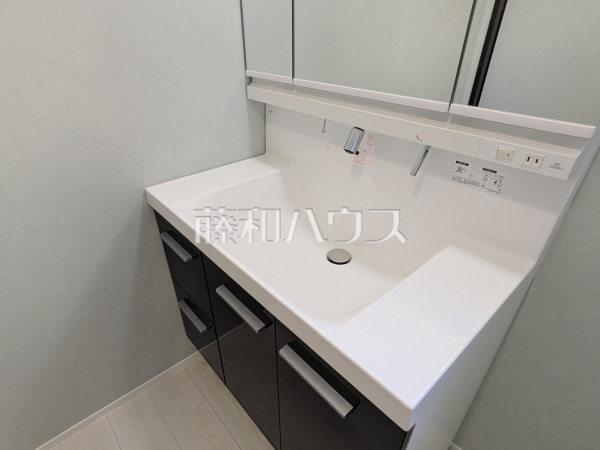 5号棟　洗面台　【三鷹市北野３丁目】