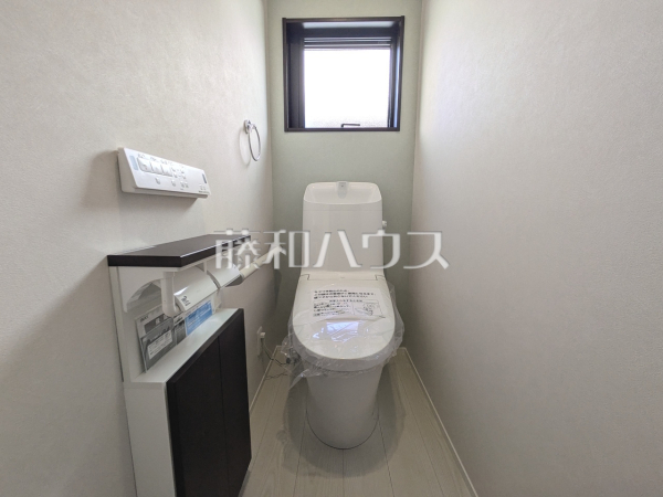 5号棟　トイレ　【三鷹市北野３丁目】