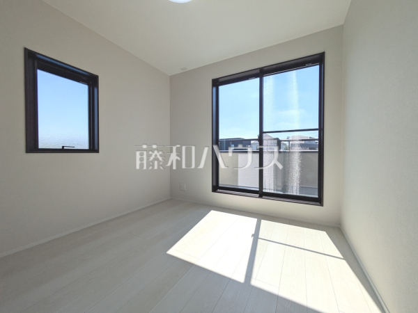 5号棟　居室　【三鷹市北野３丁目】