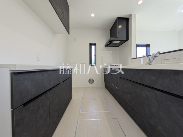 5号棟　キッチン　【三鷹市北野３丁目】